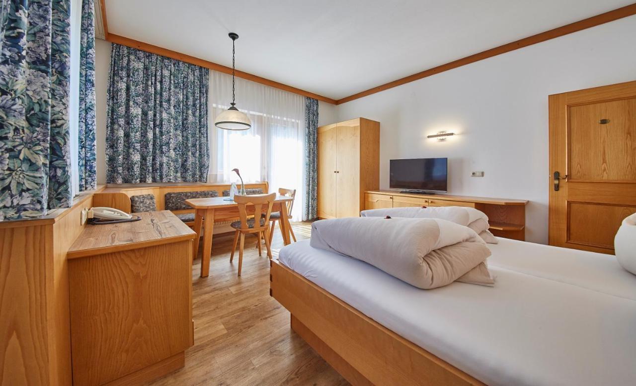 Apart-Hotel Forellenhof Saalbach-Hinterglemm Pokoj fotografie