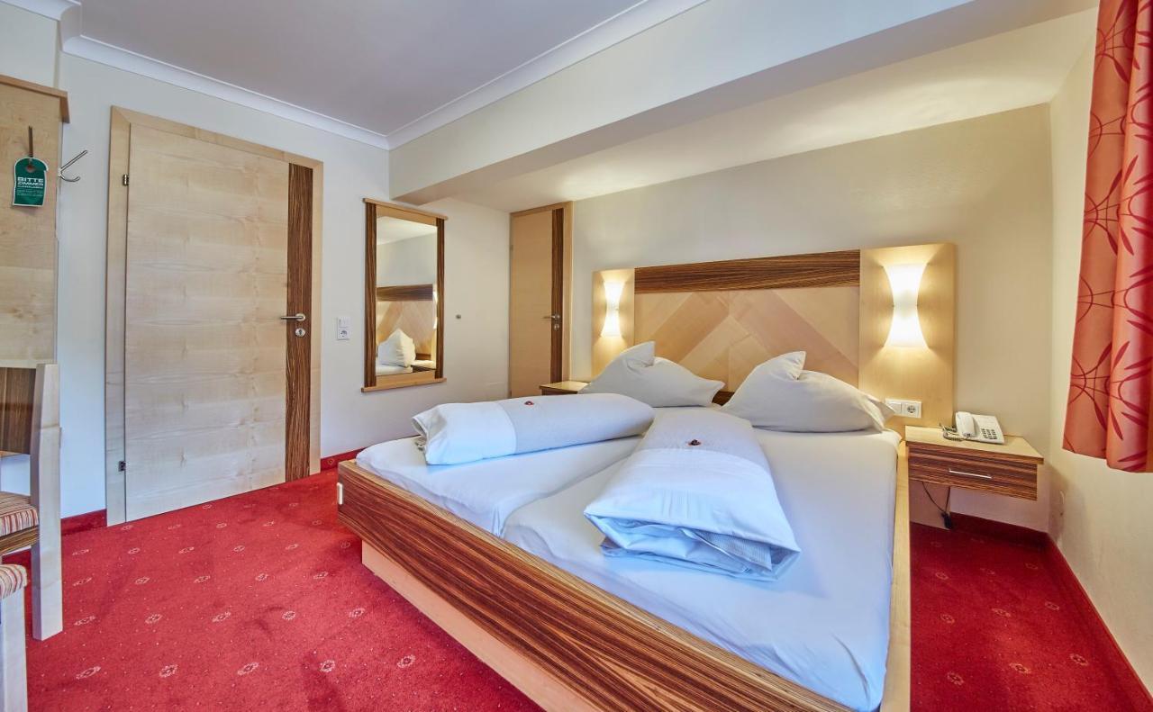 Apart-Hotel Forellenhof Saalbach-Hinterglemm Pokoj fotografie